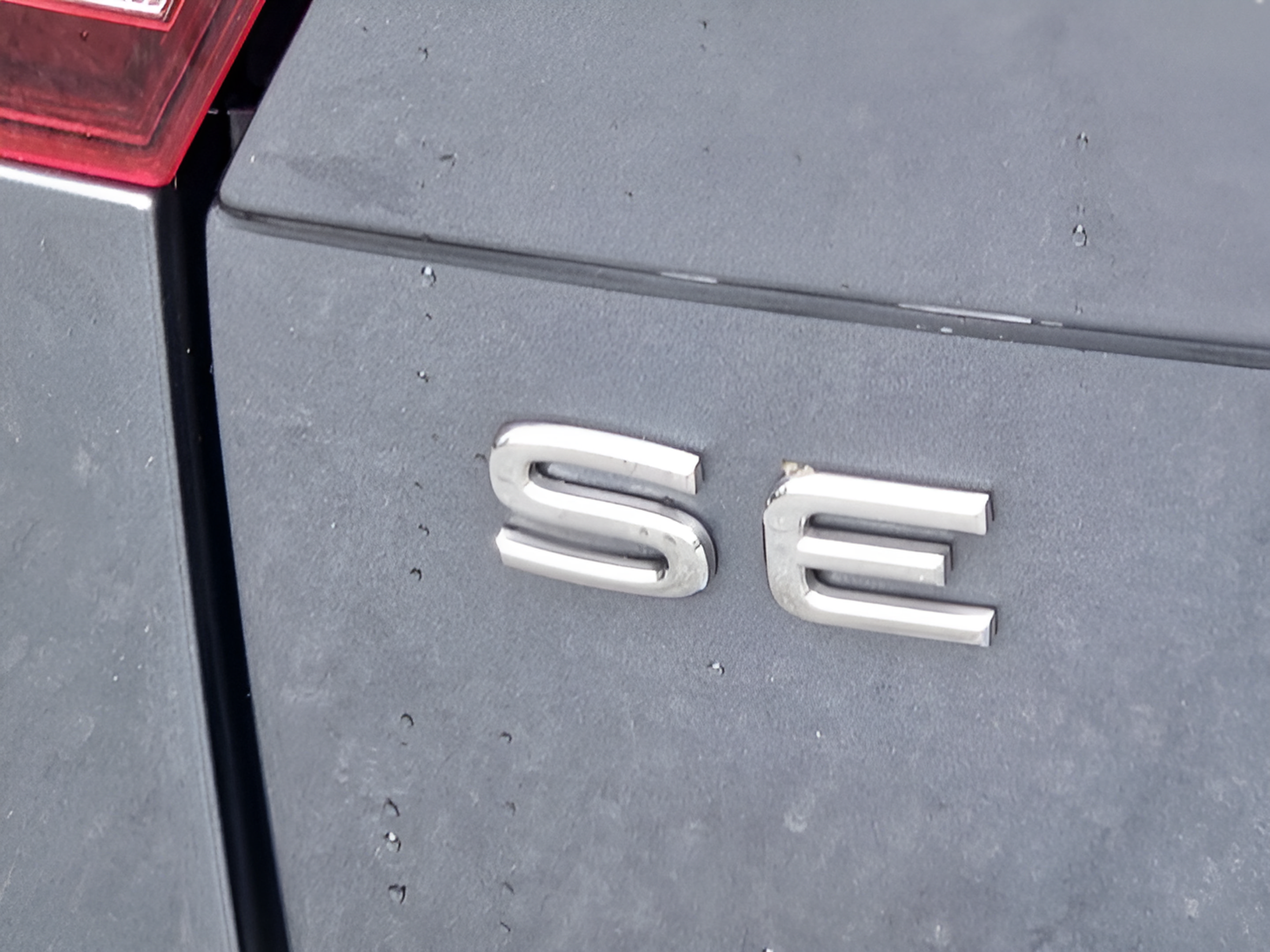 Certified 2023 Volkswagen Tiguan SE w/ Panoramic Sunroof Package FWD image 32