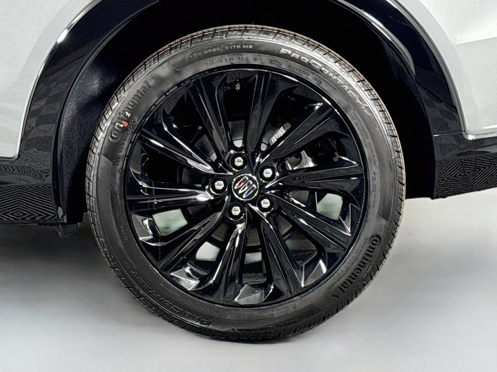 Used 2026 Buick Envista Sport Touring w/ Convenience I Package FWD image 33