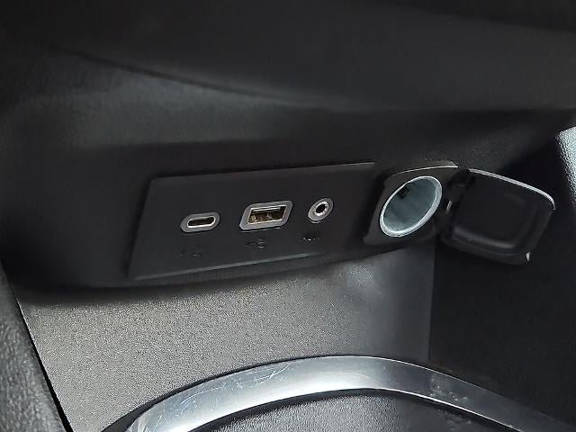 Used 2021 Chevrolet Malibu LT FWD image 25