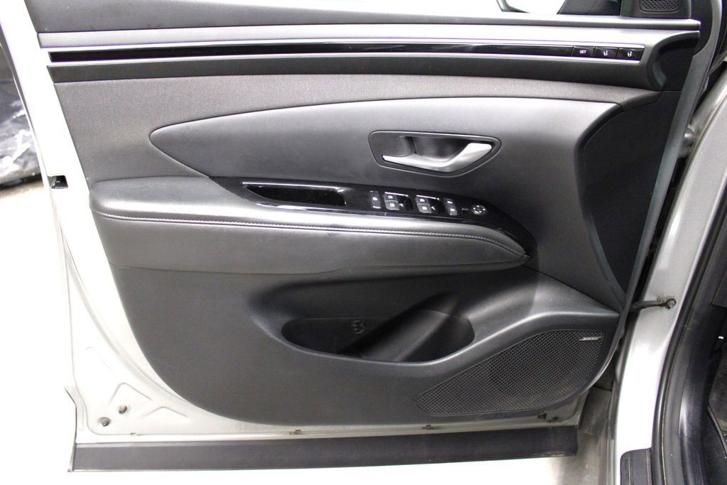 Used 2022 Hyundai Tucson Limited image 30