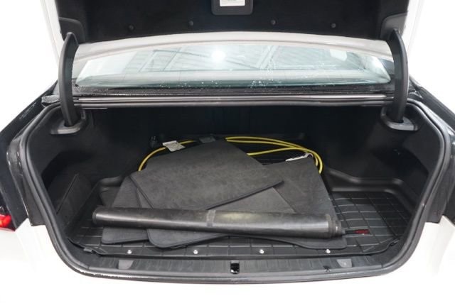 Used 2020 BMW 745e xDrive image 37