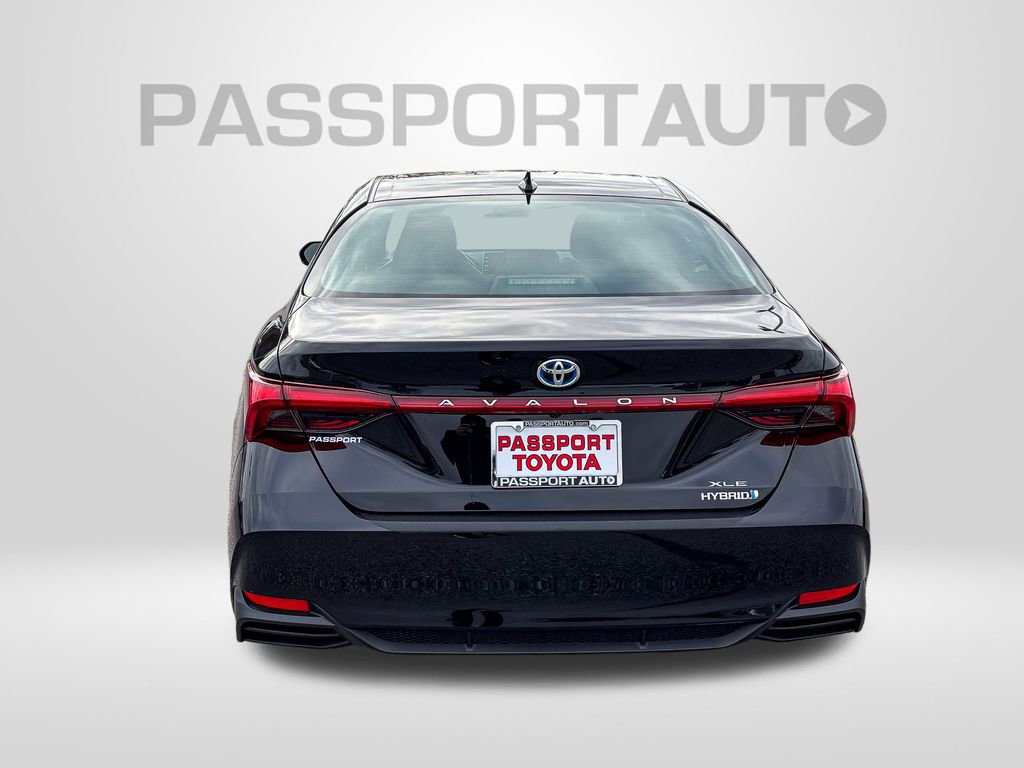 Used 2020 Toyota Avalon XLE image 6