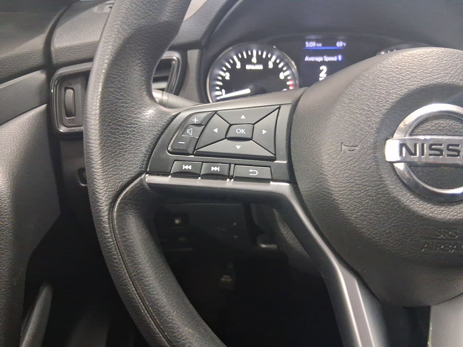 Used 2018 Nissan Rogue S AWD/4WD image 22