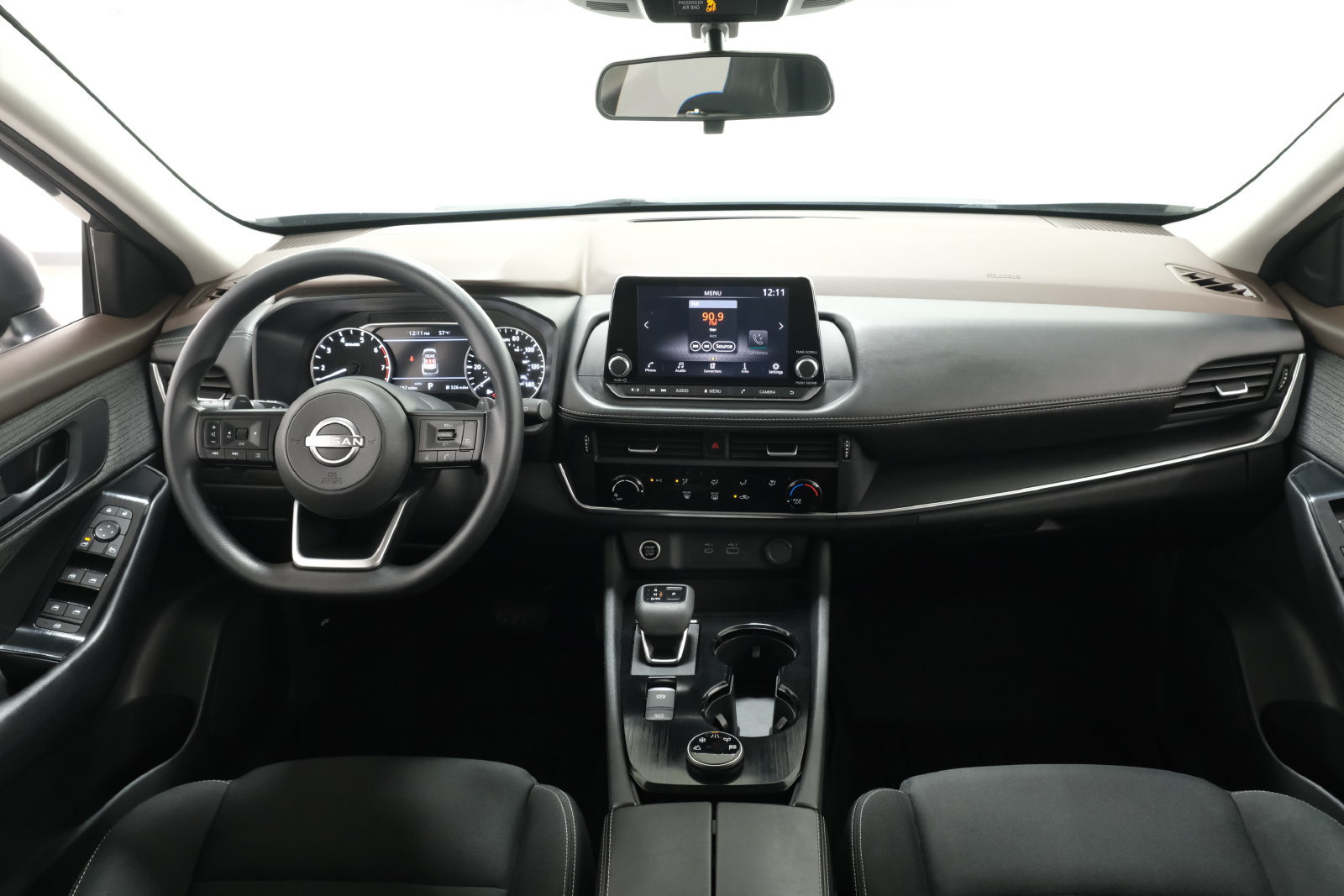 Used 2023 Nissan Rogue S AWD/4WD image 8