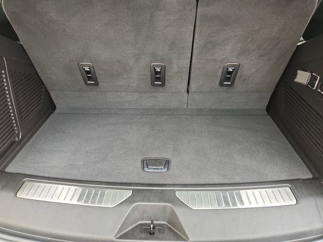 Used 2023 Chevrolet Tahoe High Country w/ Premium Package 2 RWD image 27