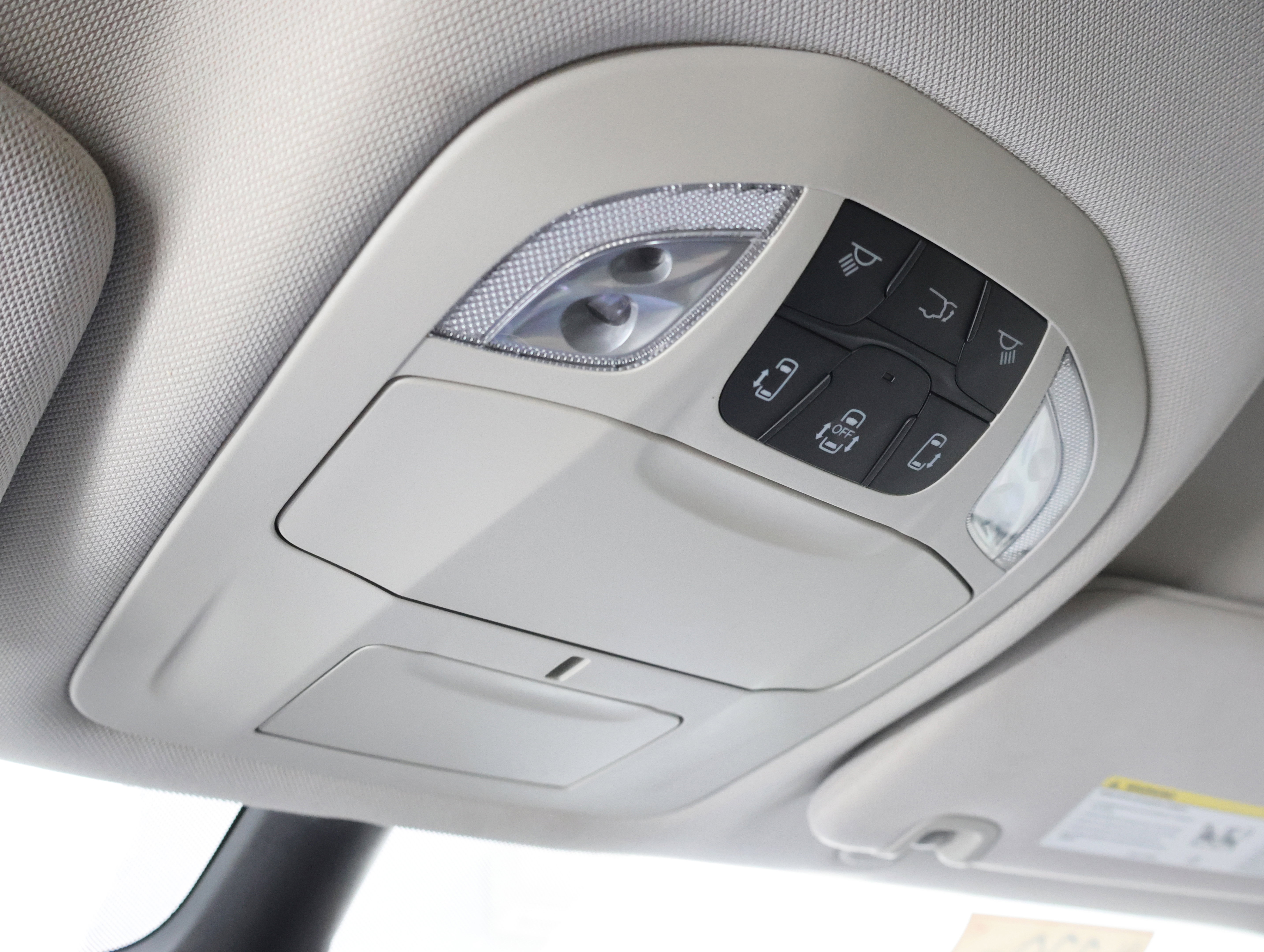 Used 2024 Chrysler Pacifica Touring-L FWD image 61