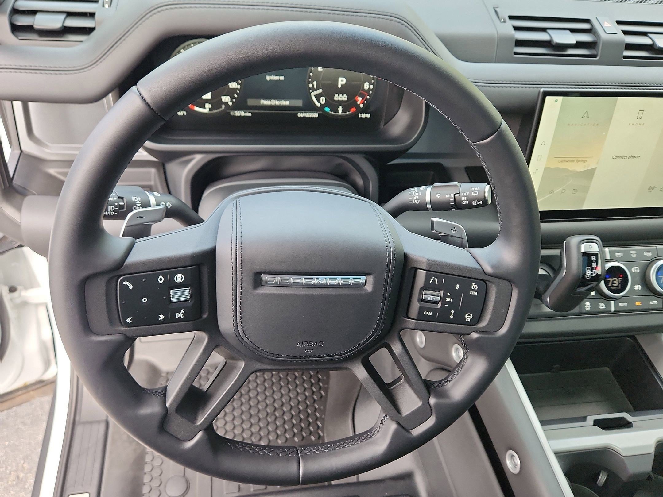 Certified 2025 Land Rover Defender 90 V8 image 14