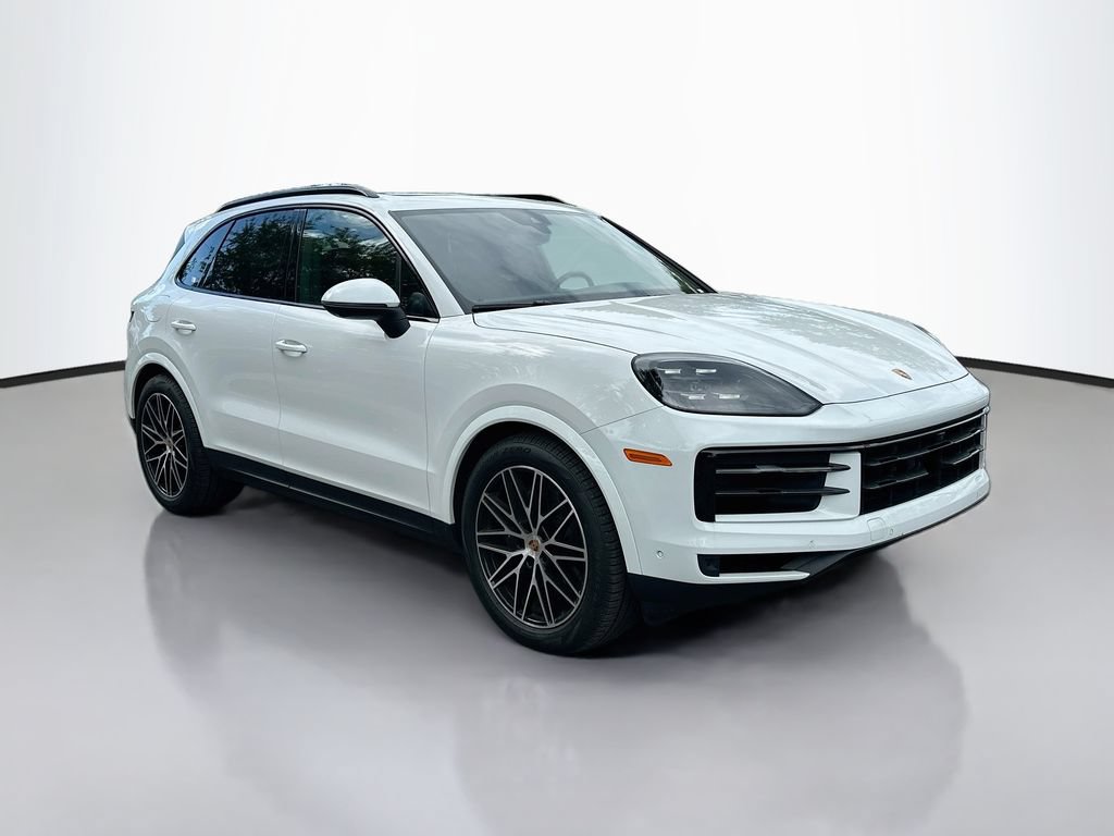 Certified 2025 Porsche Cayenne AWD/4WD image 7