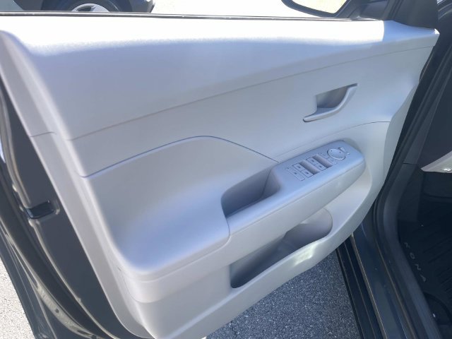Certified 2026 Hyundai Kona SE AWD/4WD image 15
