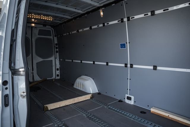 Used 2025 Mercedes-Benz Sprinter 2500 image 27