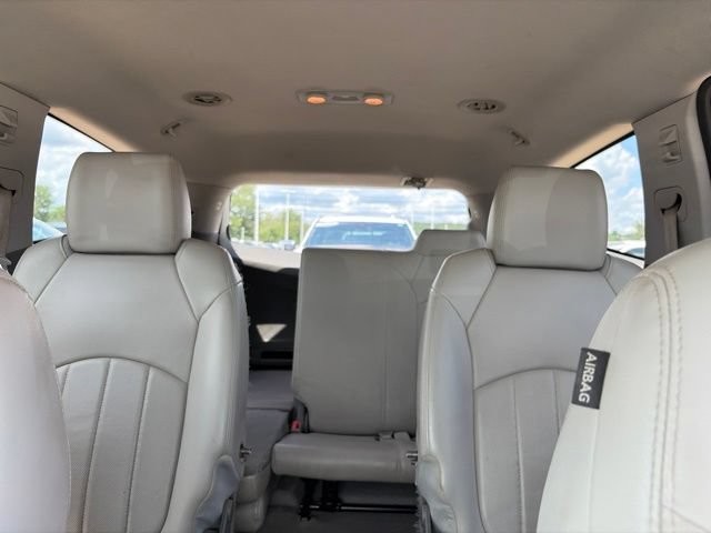 Used 2016 Chevrolet Traverse LTZ AWD/4WD image 35