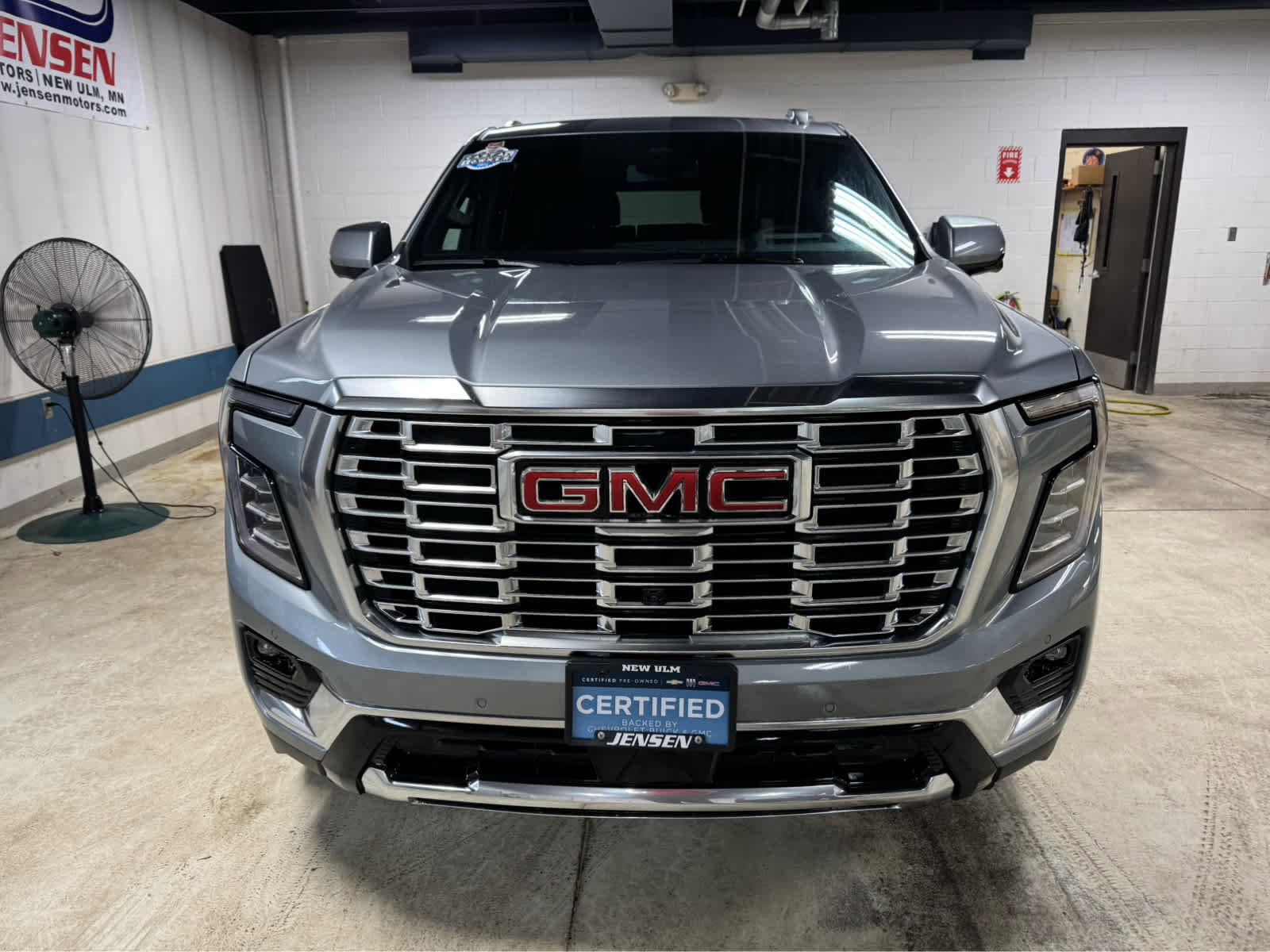 Certified 2025 GMC Yukon Denali image 26