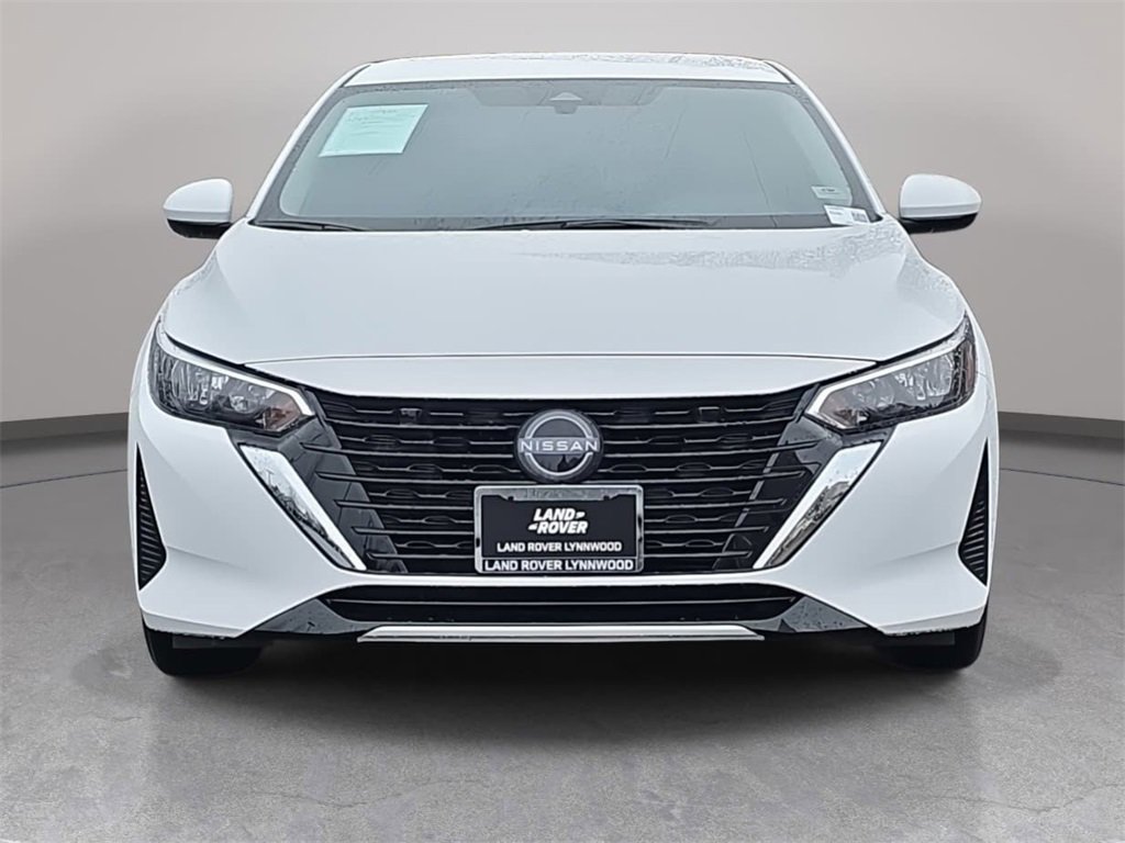 Used 2025 Nissan Sentra S image 3