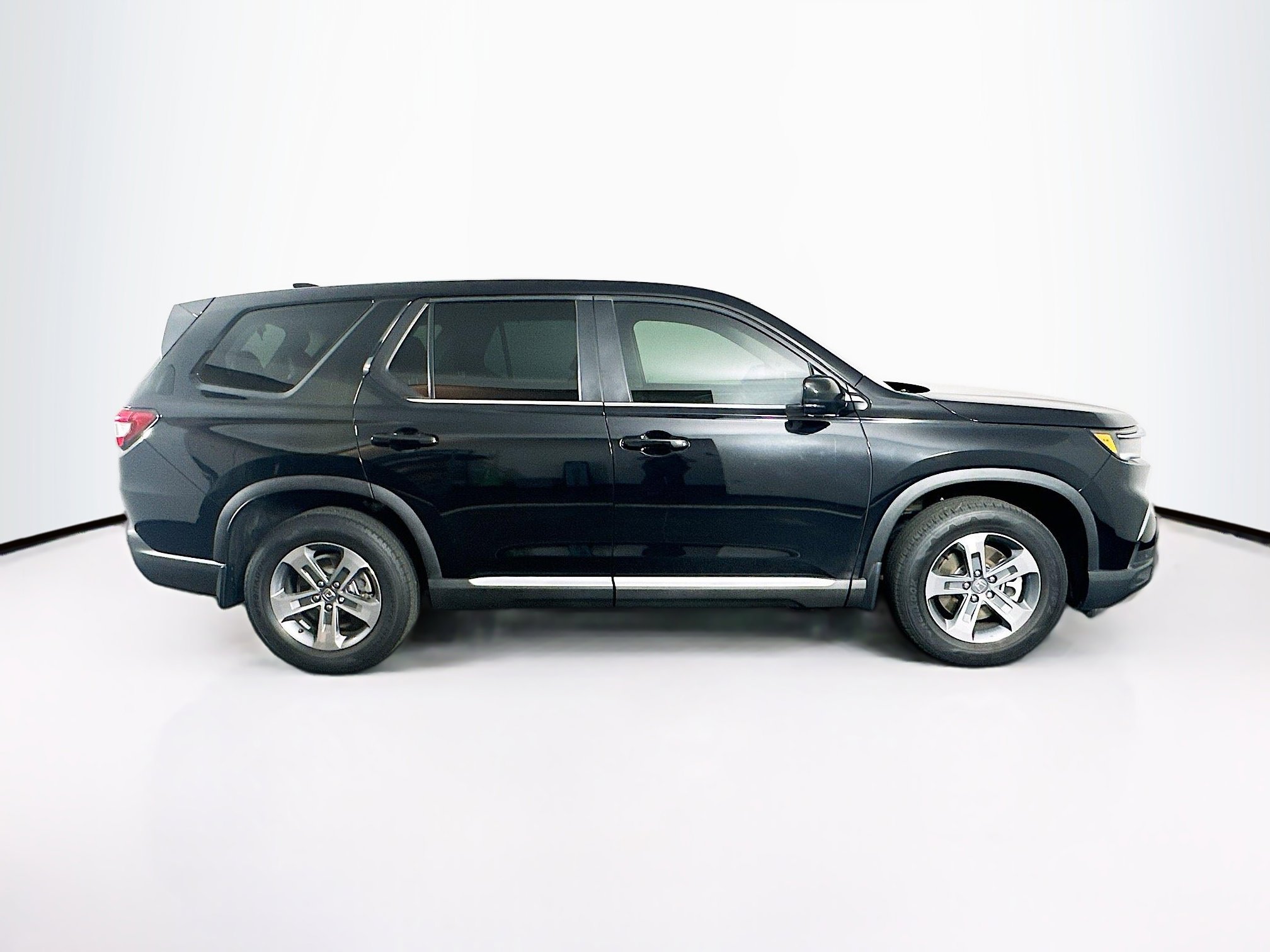 Used 2024 Honda Pilot EX-L image 10