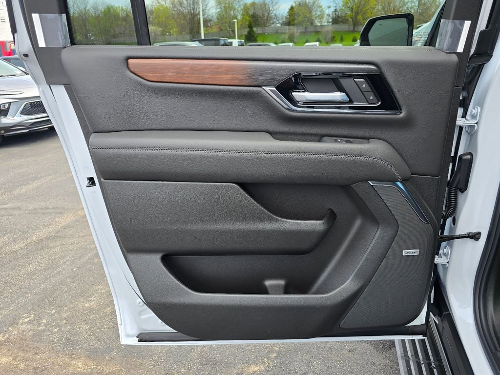 New 2026 GMC Yukon XL Denali w/ Sun & Power Step Package AWD/4WD image 25