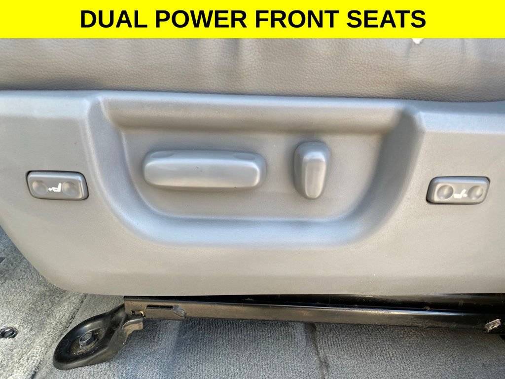 Used 2010 Toyota Tundra Limited AWD/4WD image 13