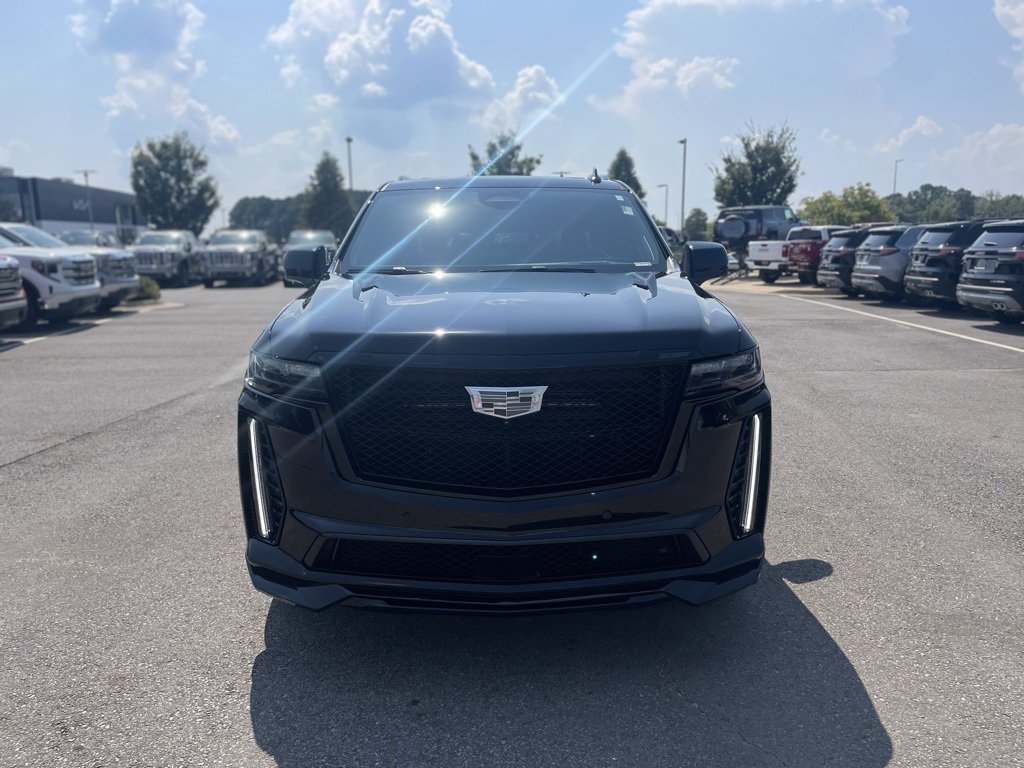 Used 2024 Cadillac Escalade V w/ LPO, ONYX Package video 2