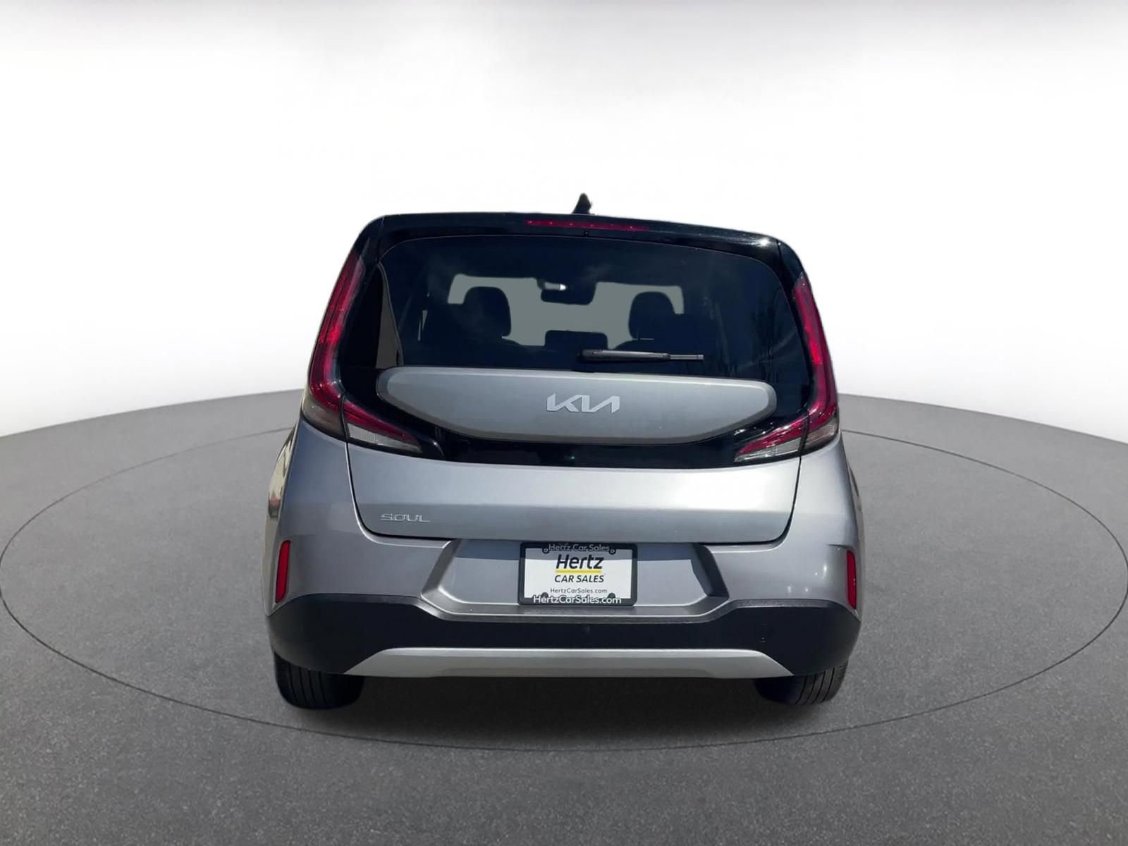 Used 2025 Kia Soul LX w/ LX Technology Package image 12