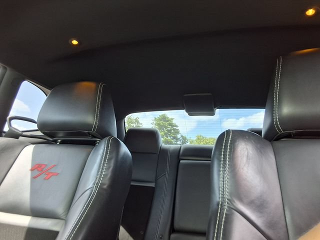 Used 2014 Dodge Challenger R/T RWD image 23