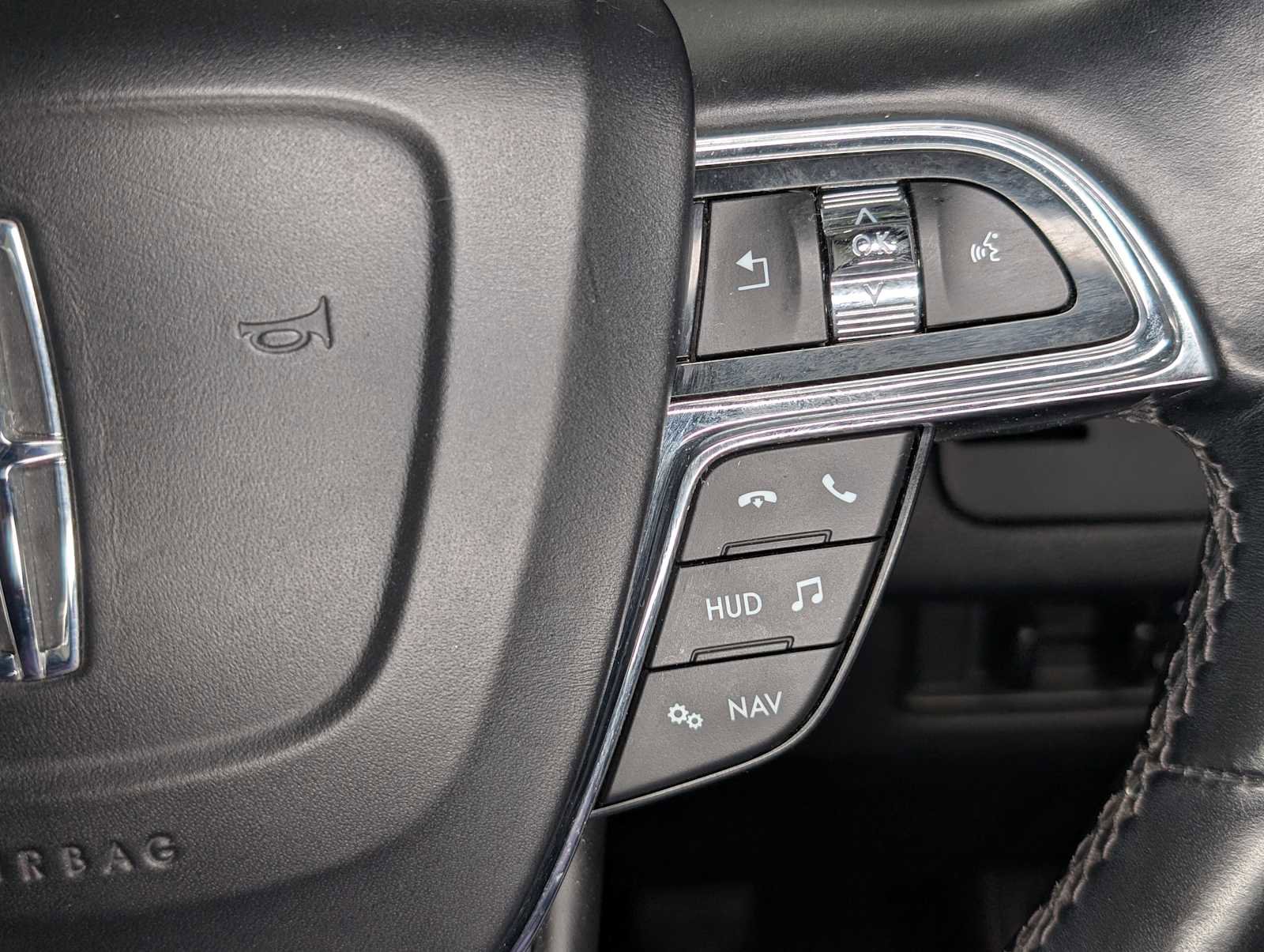 Used 2021 Lincoln Navigator L Reserve AWD/4WD image 37