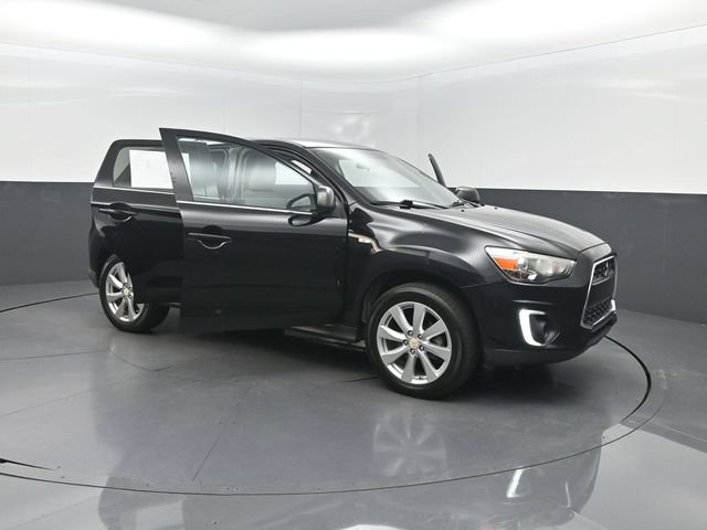 Used 2015 Mitsubishi Outlander Sport SE FWD image 28
