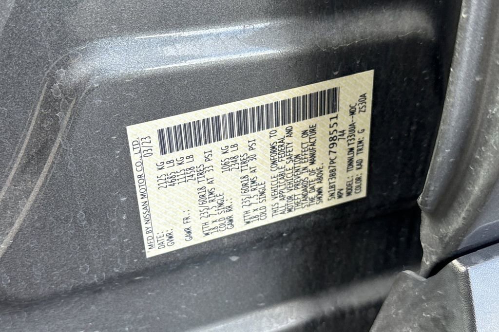 Used 2023 Nissan Rogue SV image 28