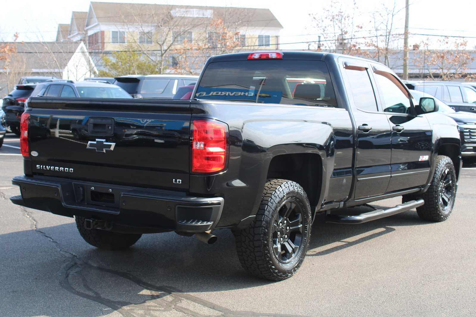 Used 2019 Chevrolet Silverado 1500 LT w/ All Star Edition image 7