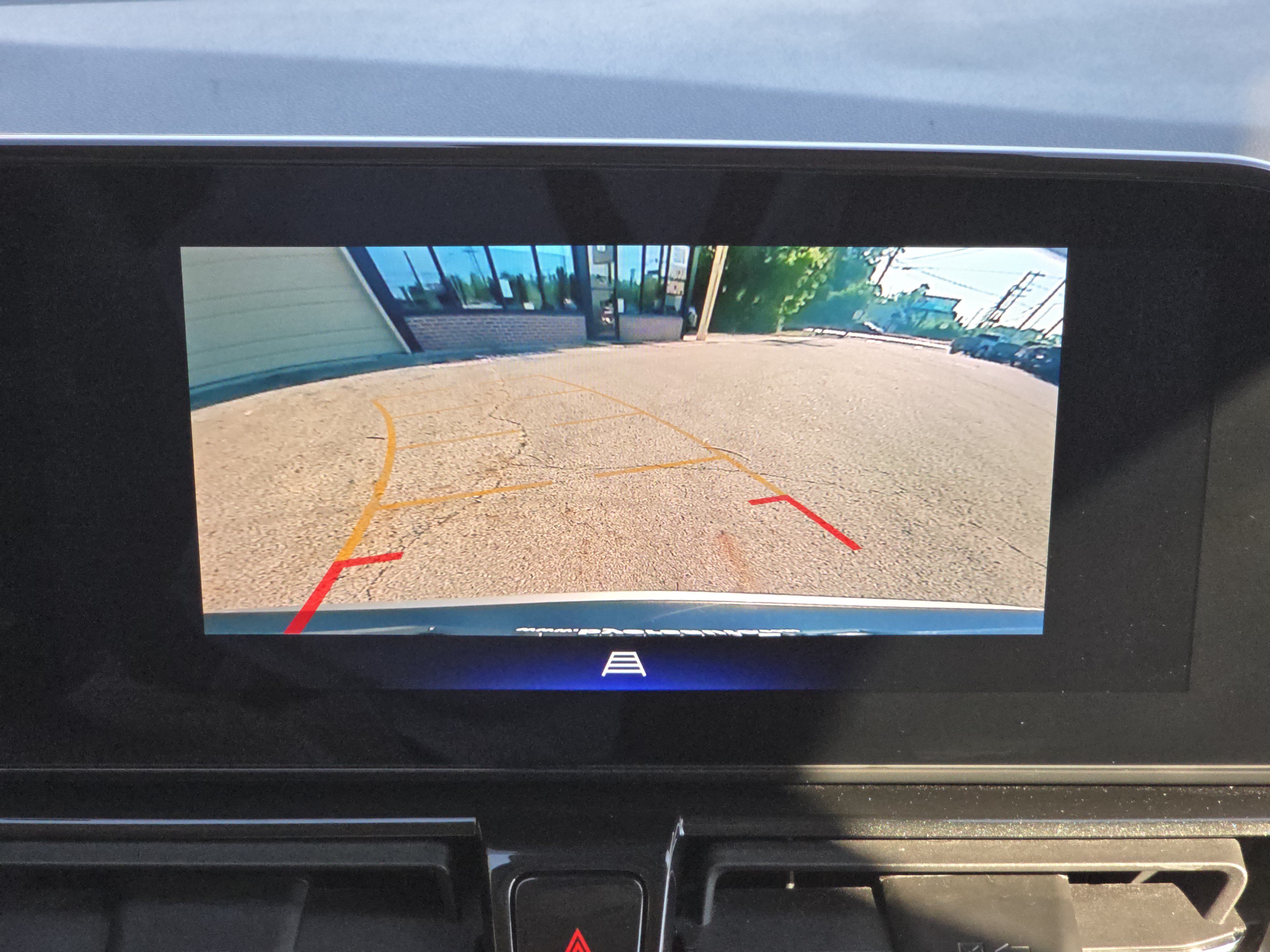 Used 2025 Chevrolet TrailBlazer LT AWD/4WD image 26