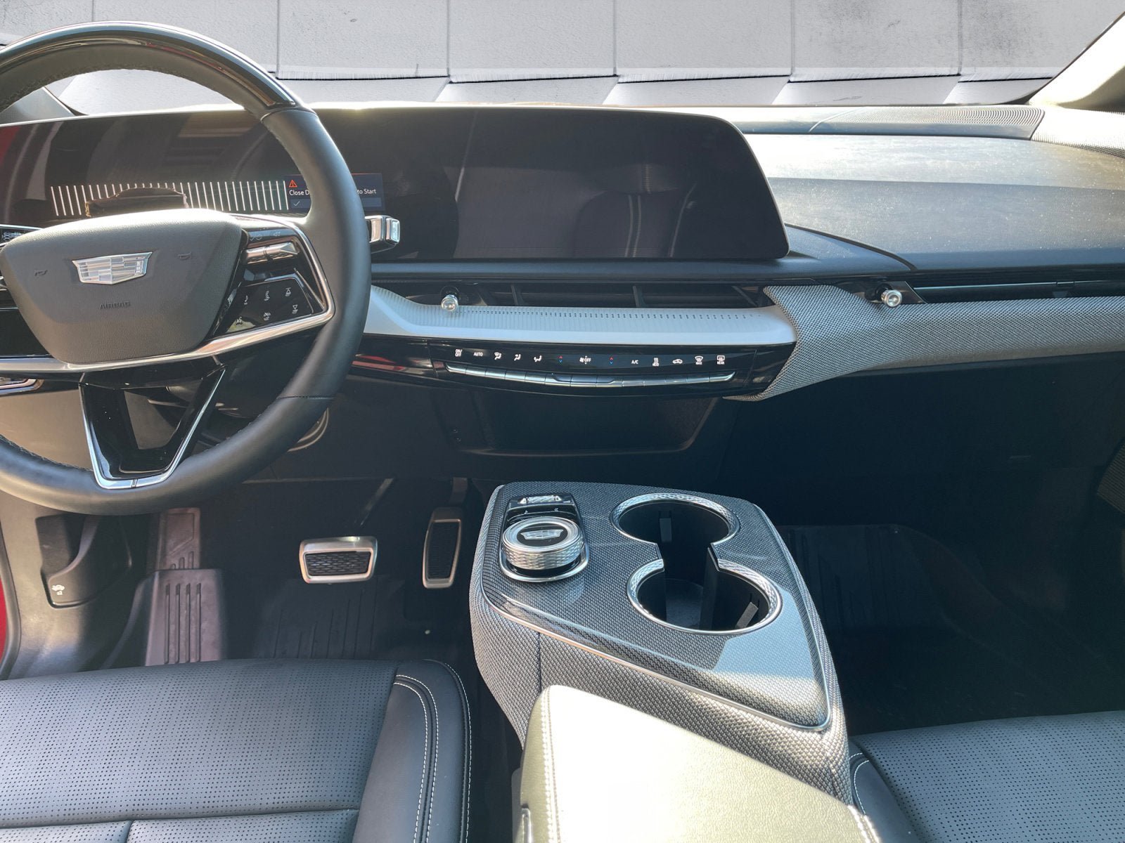 Used 2025 Cadillac Optiq Sport 2 w/ LPO, Floor Liner Package AWD/4WD image 11