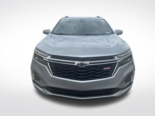 Used 2023 Chevrolet Equinox RS w/ RS Leather Package FWD image 11