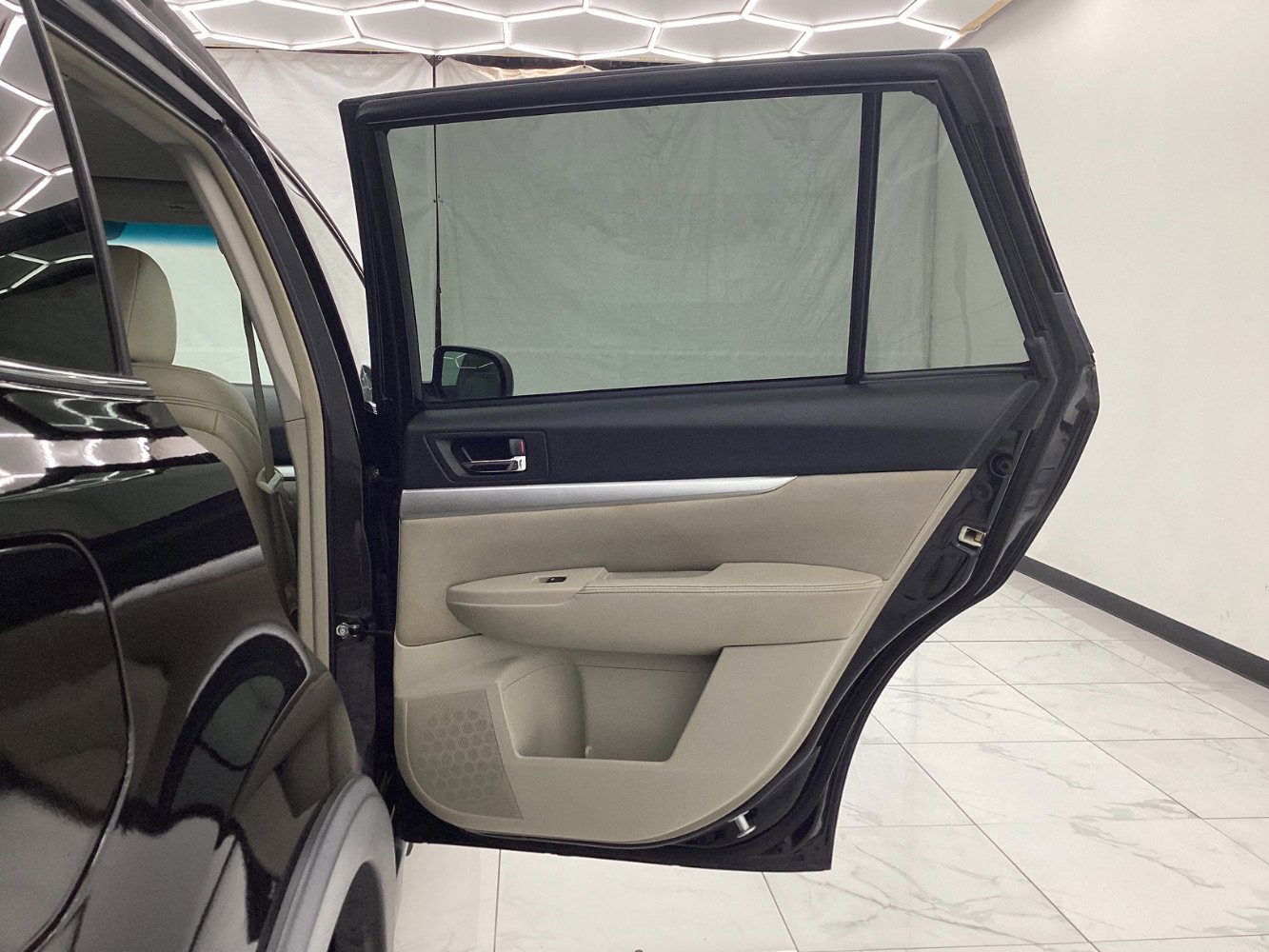 Used 2013 Subaru Outback 2.5i Premium w/ All-Weather Pkg image 25