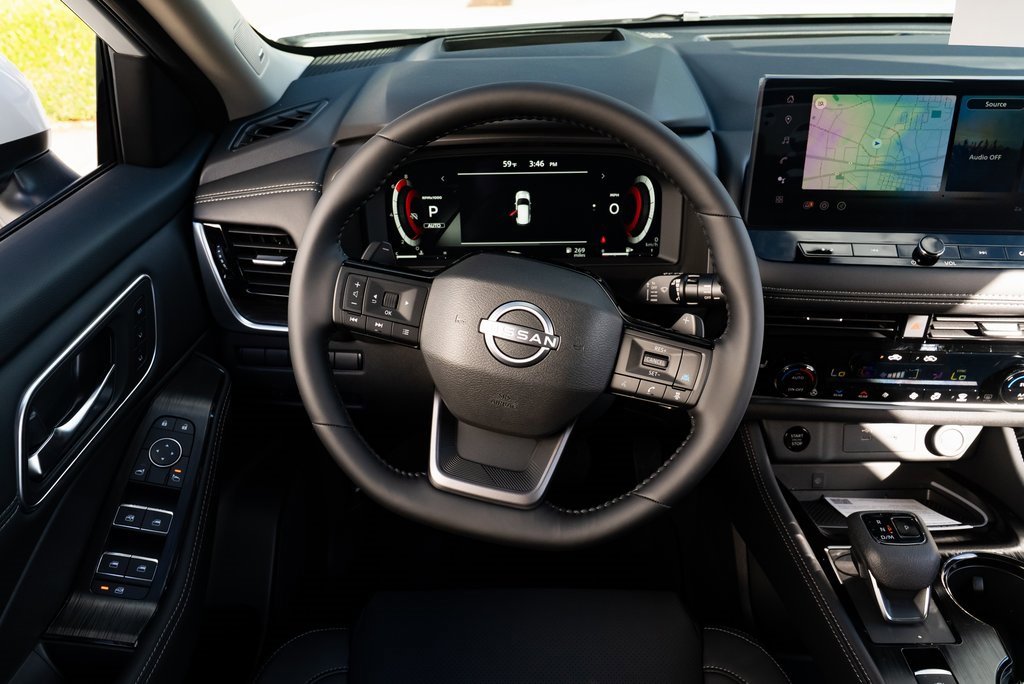 New 2026 Nissan Rogue Platinum image 12