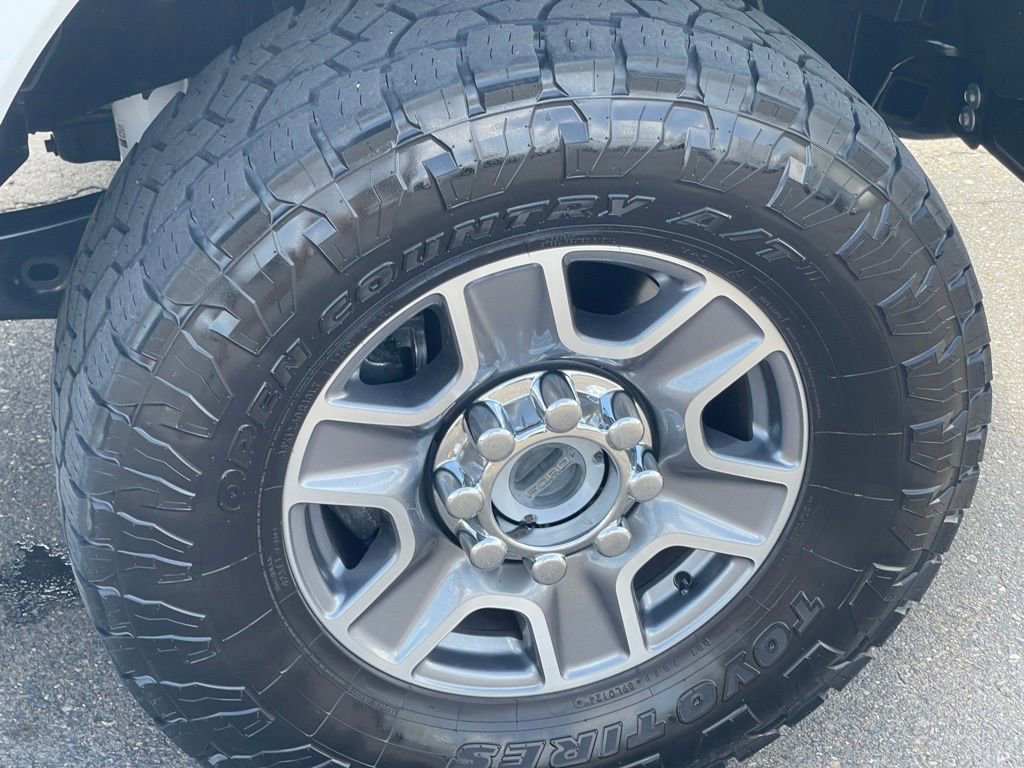 Used 2023 Ford F350 Lariat w/ FX4 Off-Road Package AWD/4WD image 27