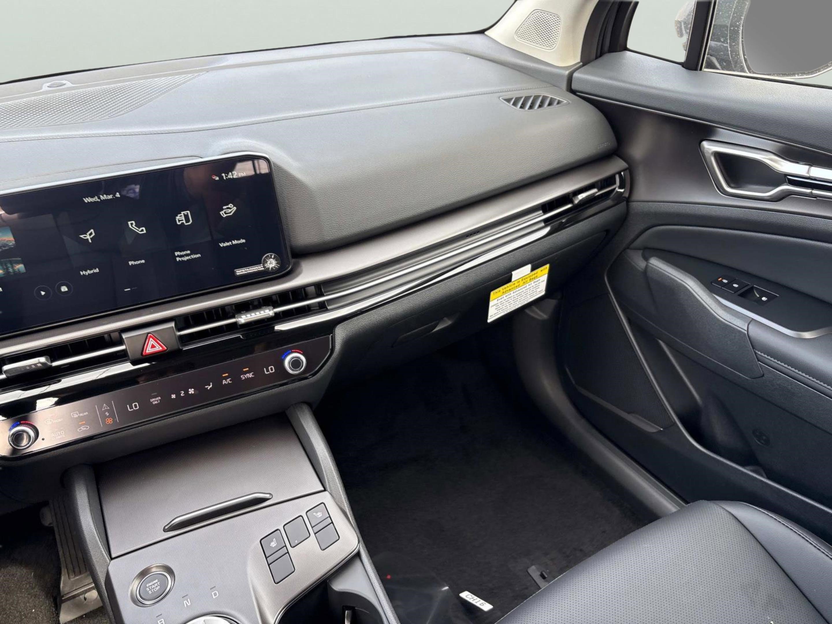 New 2026 Kia Sportage EX image 15