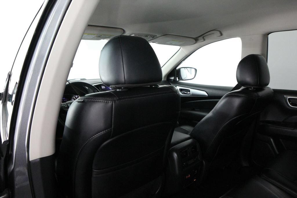 Used 2020 Nissan Pathfinder SL AWD/4WD image 41