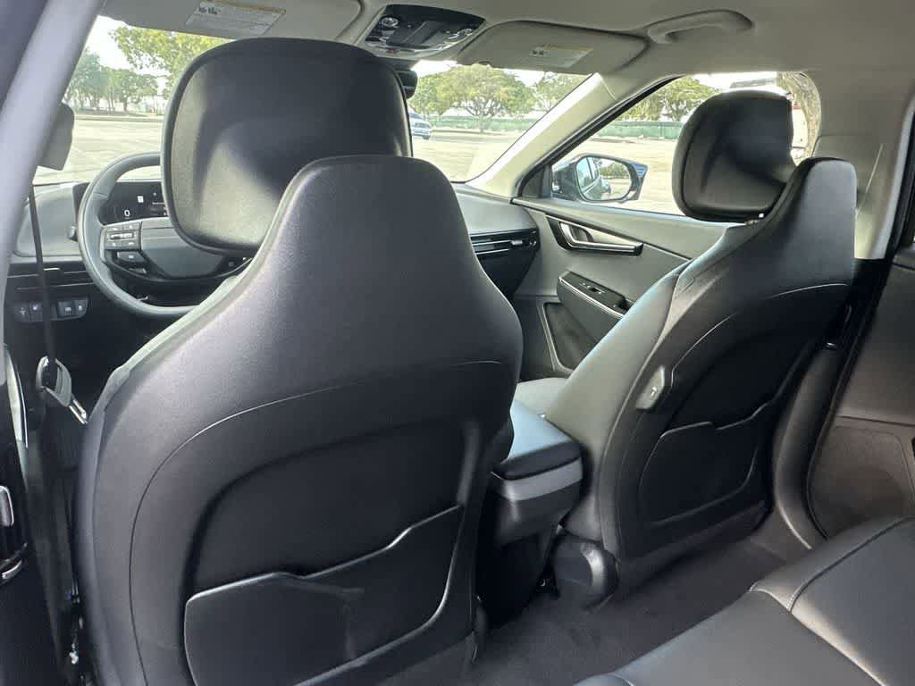 New 2025 Kia EV6 Light w/ Light LR Technology Package image 22