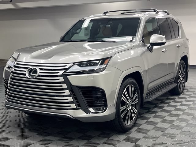 Certified 2024 Lexus LX 600 4WD w/ Luxury Package image 2