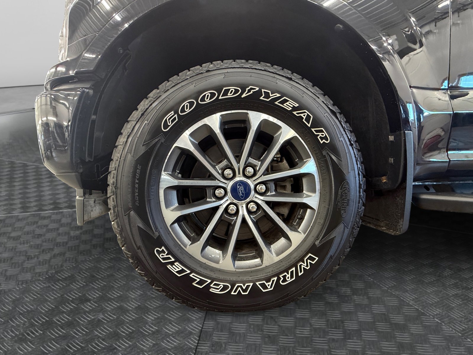 Used 2019 Ford F150 XLT w/ Equipment Group 302A Luxury image 26