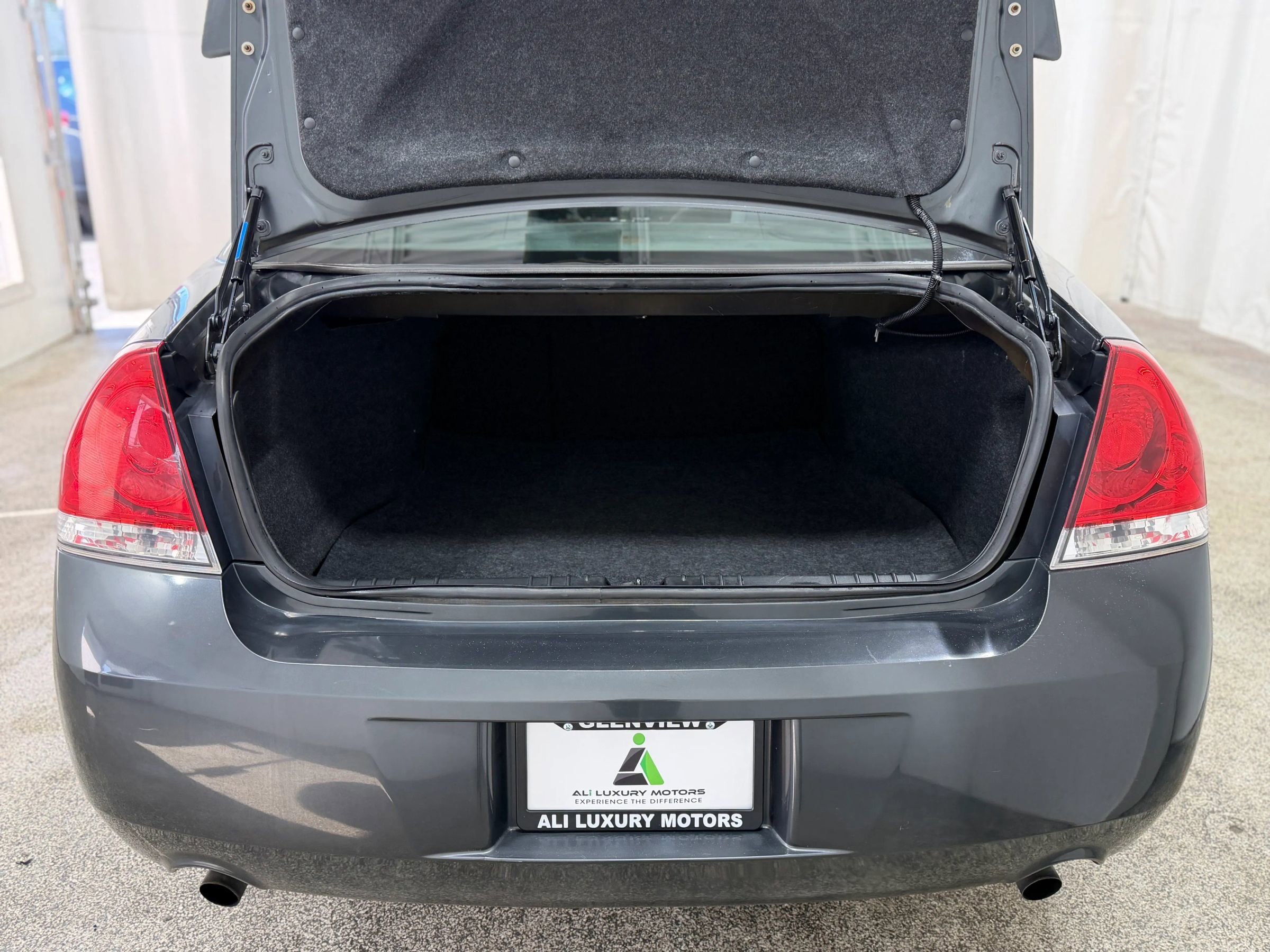 Used 2013 Chevrolet Impala LT w/ LT Sunroof Package FWD image 36