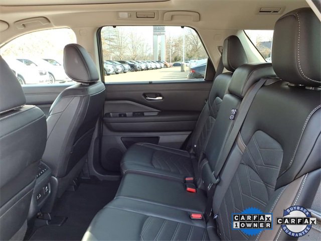 Certified 2024 Nissan Pathfinder Platinum w/ Cargo Package image 6