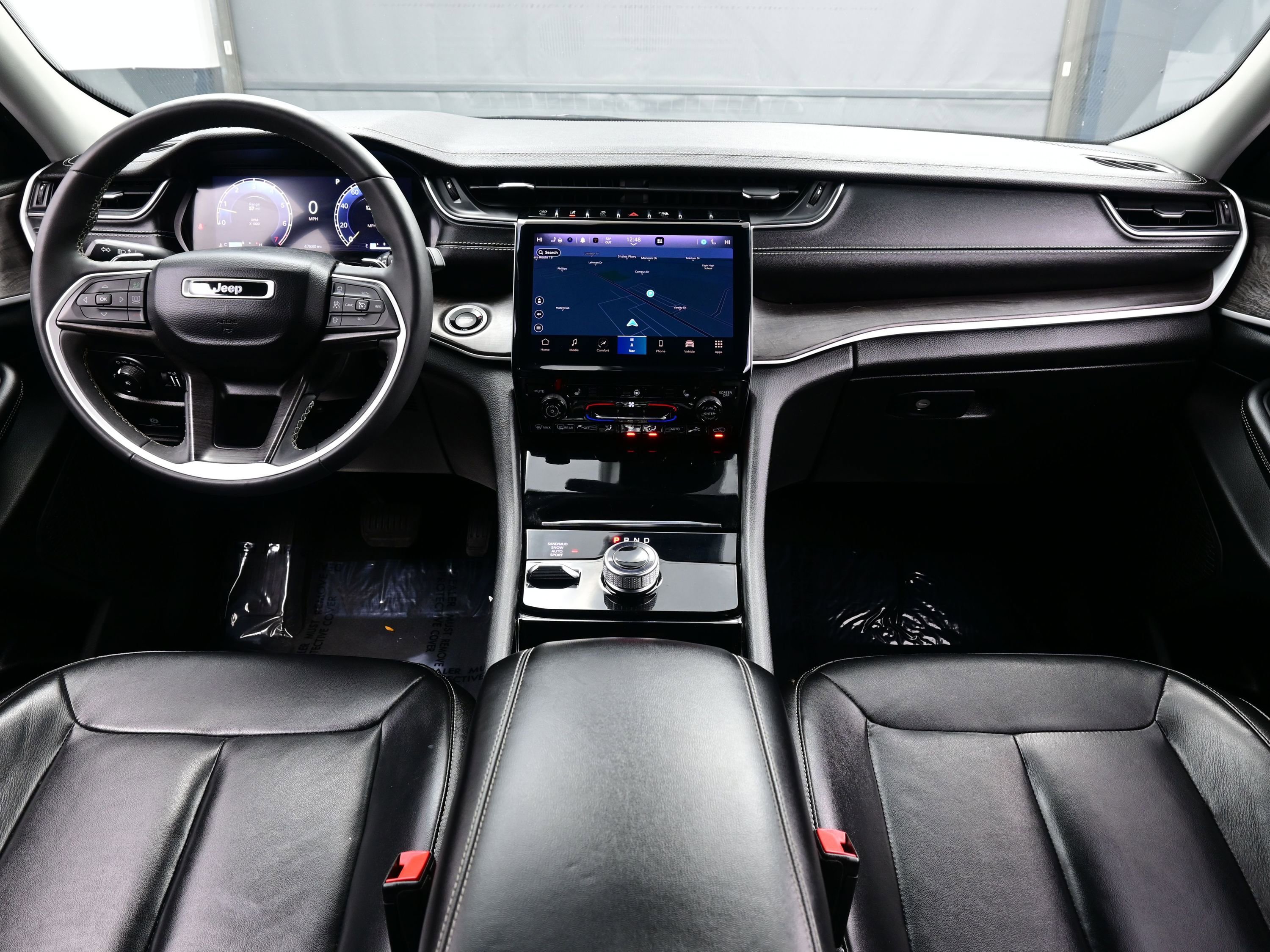 Used 2023 Jeep Grand Cherokee L Limited w/ Black Appearance Package image 20