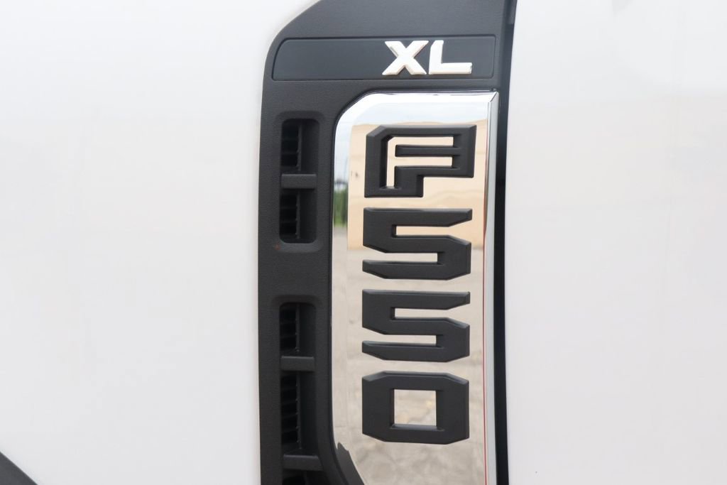 New 2025 Ford F550 4x4 Regular Cab Super Duty image 18