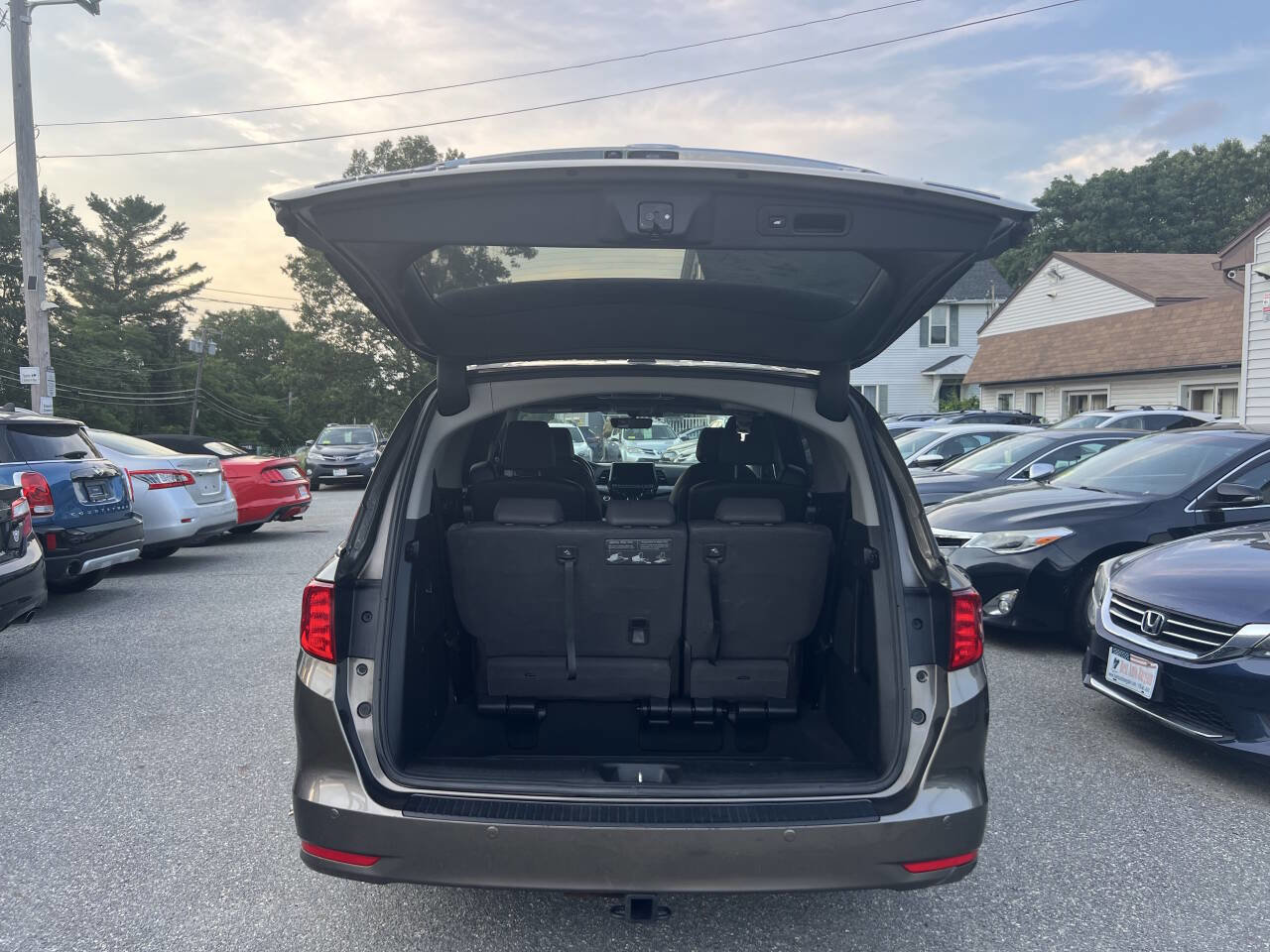 Used 2018 Honda Odyssey Touring image 16