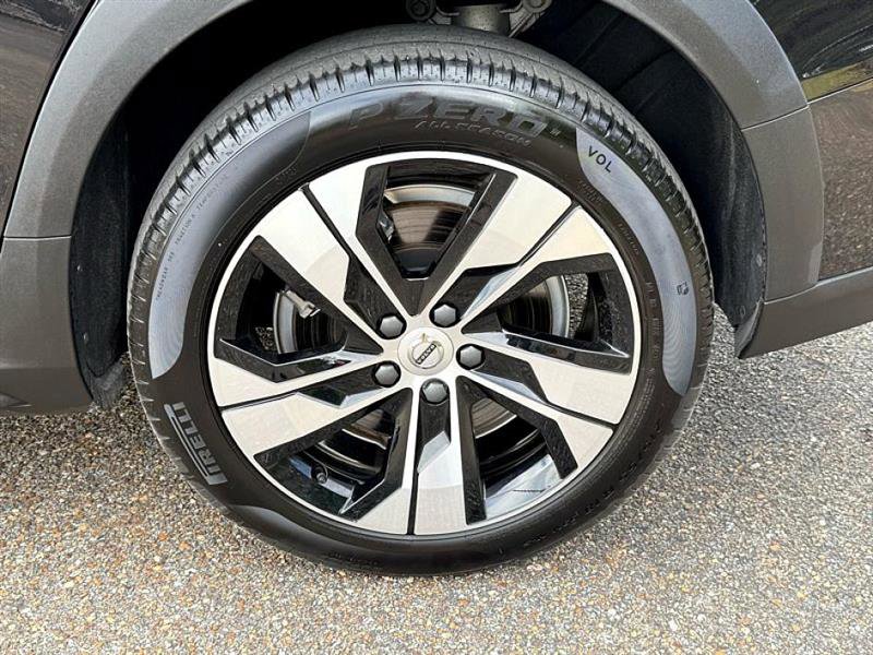 Used 2024 Volvo V60 B5 Cross Country Plus image 47