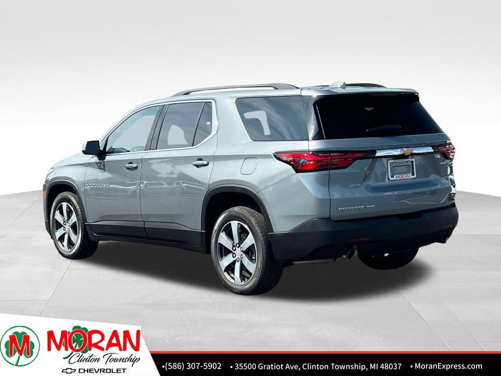 Certified 2023 Chevrolet Traverse LT w/ LT Premium Package AWD/4WD image 4