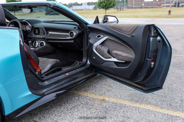 Used 2019 Chevrolet Camaro ZL1 RWD image 47