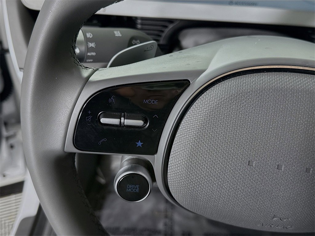 Certified 2024 Hyundai Ioniq 5 SE image 20