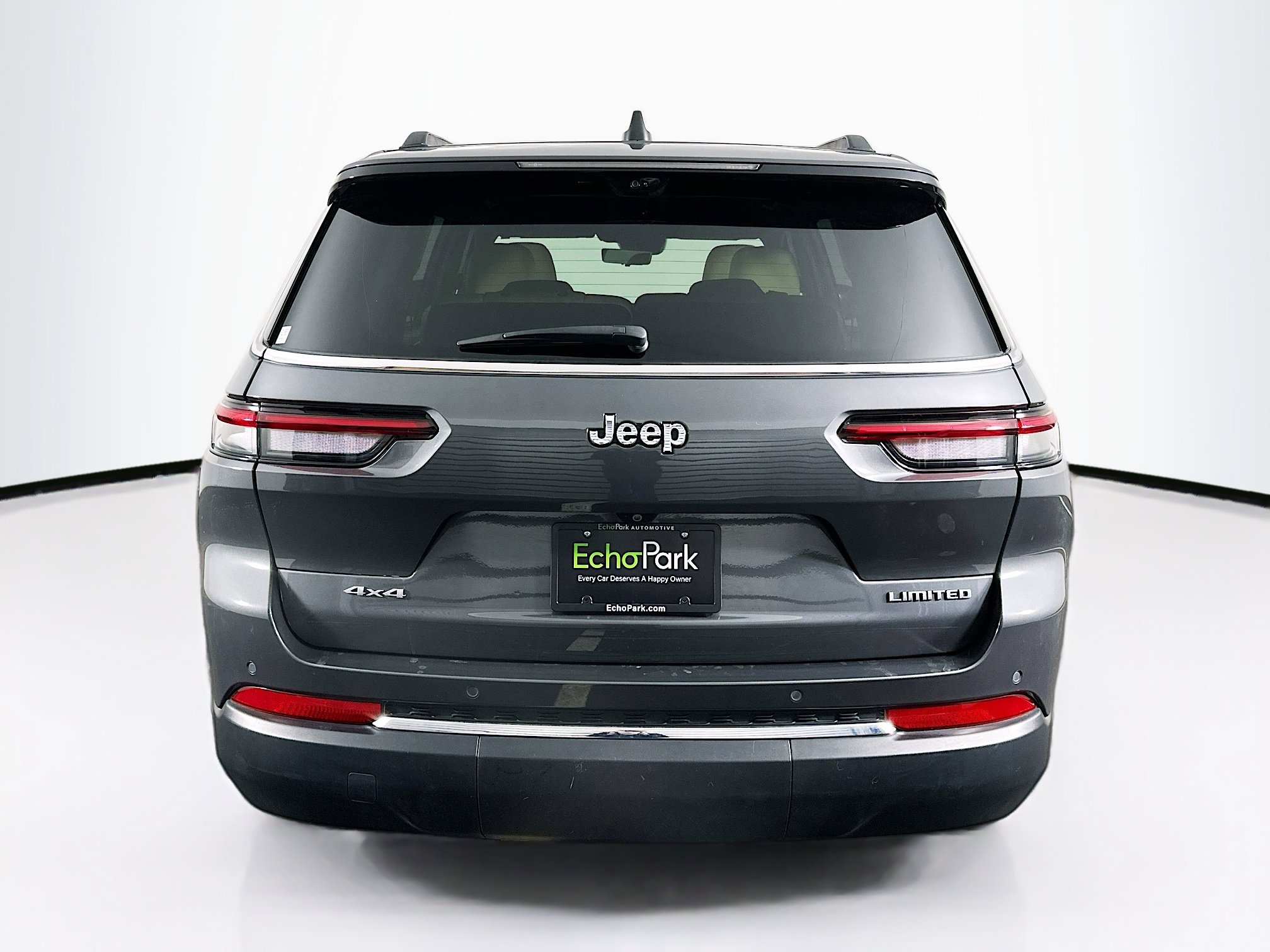 Used 2023 Jeep Grand Cherokee L Limited w/ Luxury Tech Group II image 7