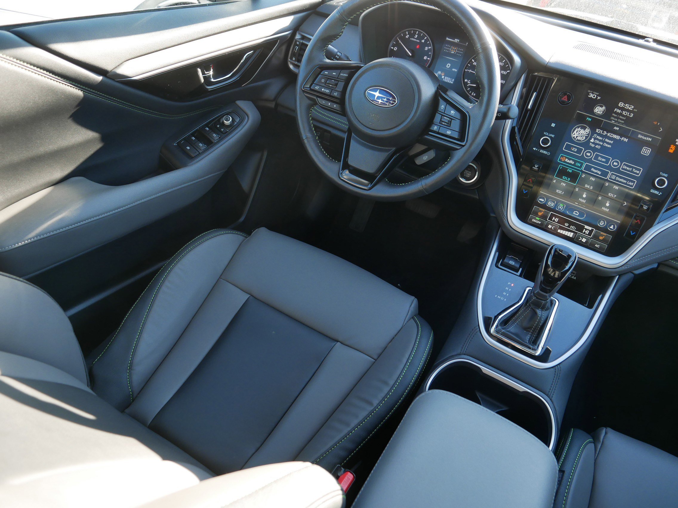 Used 2025 Subaru Outback Onyx Edition image 9