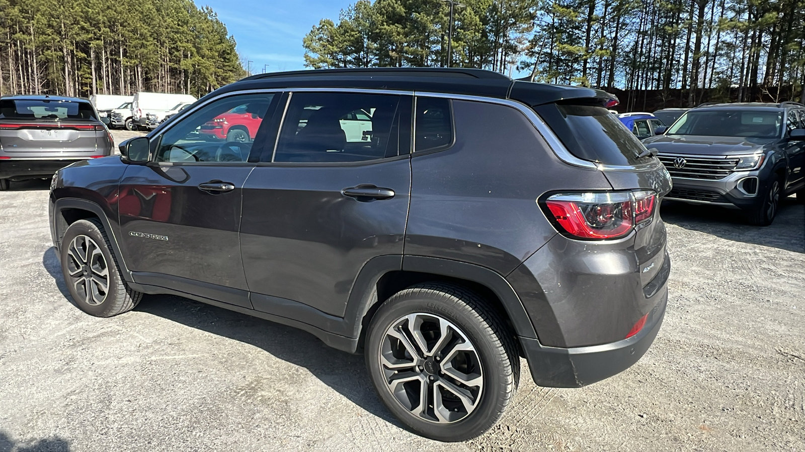 Used 2024 Jeep Compass Limited image 10